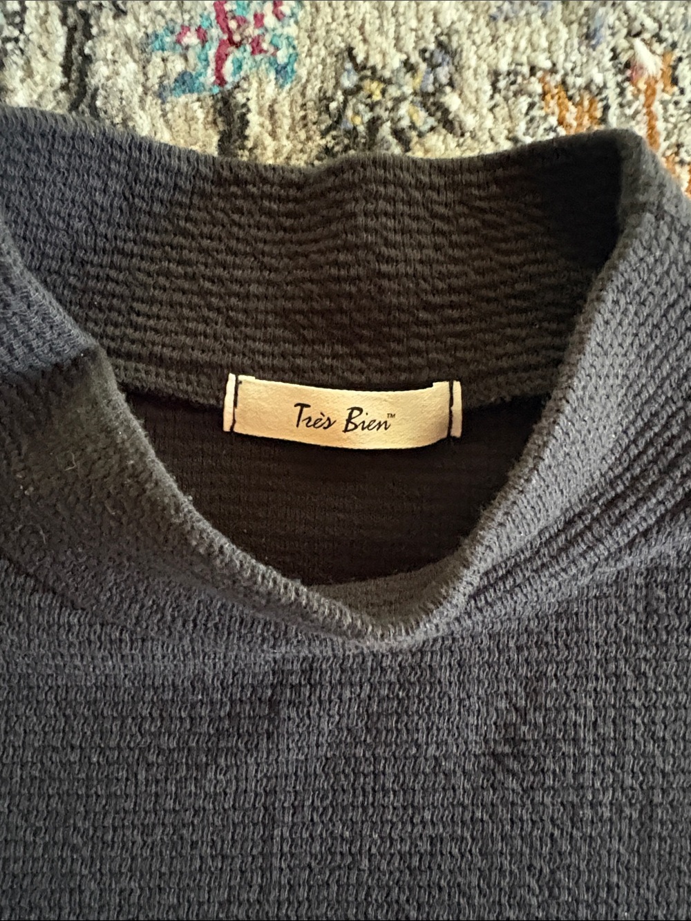 Black Sleeveless Mock Neck Top - Picture 4 of 6
